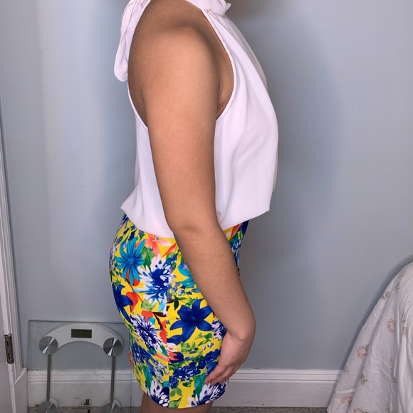 Floral Dress ✨ - Picture 5 of 6